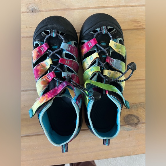 Keens women’s Newport h2 size 7 tie dye - Picture 2 of 7